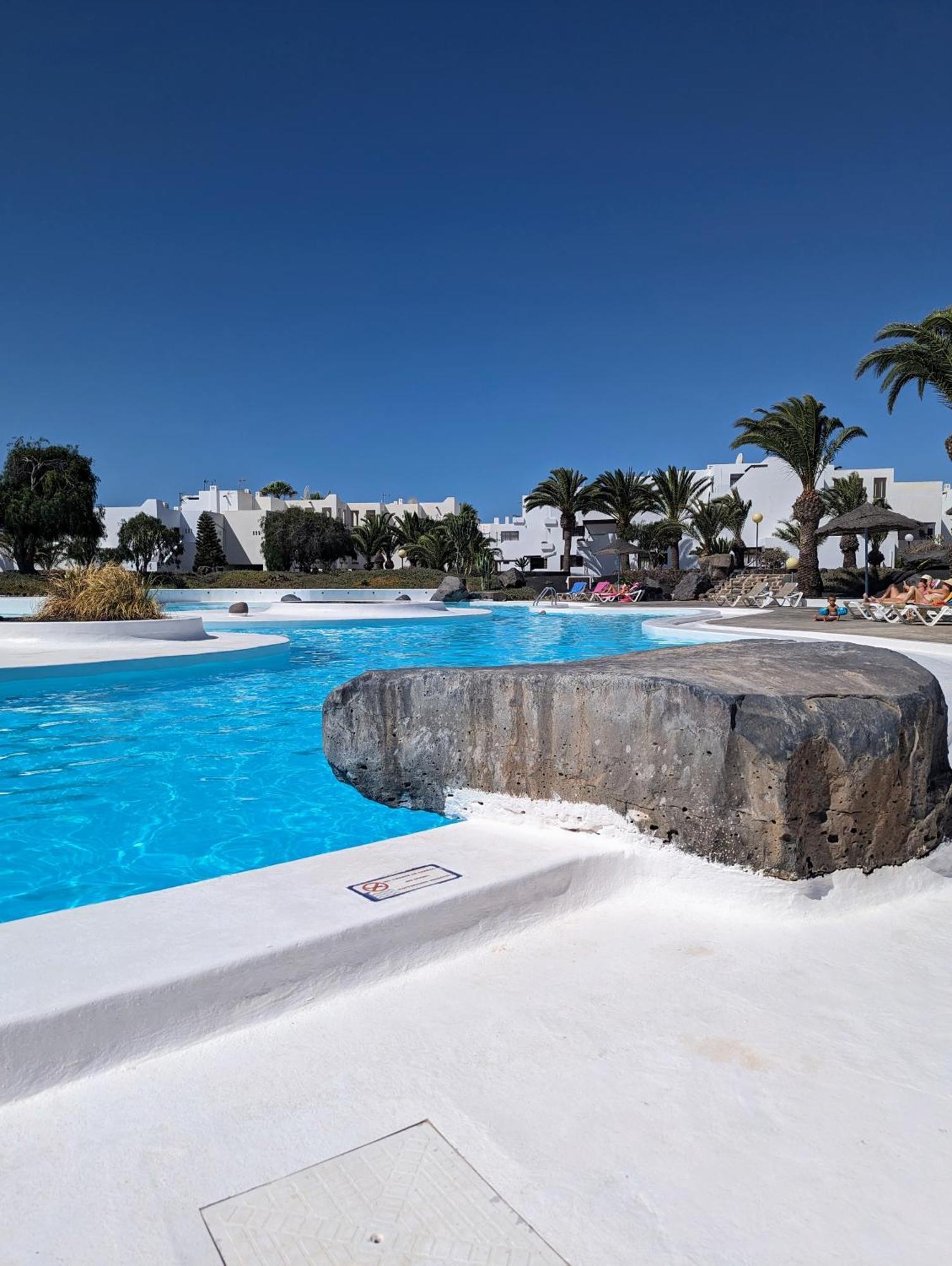 Charming Flat In Los Molinos With Terrace & Pools, Near Playa Bastian Costa Teguise Zewnętrze zdjęcie
