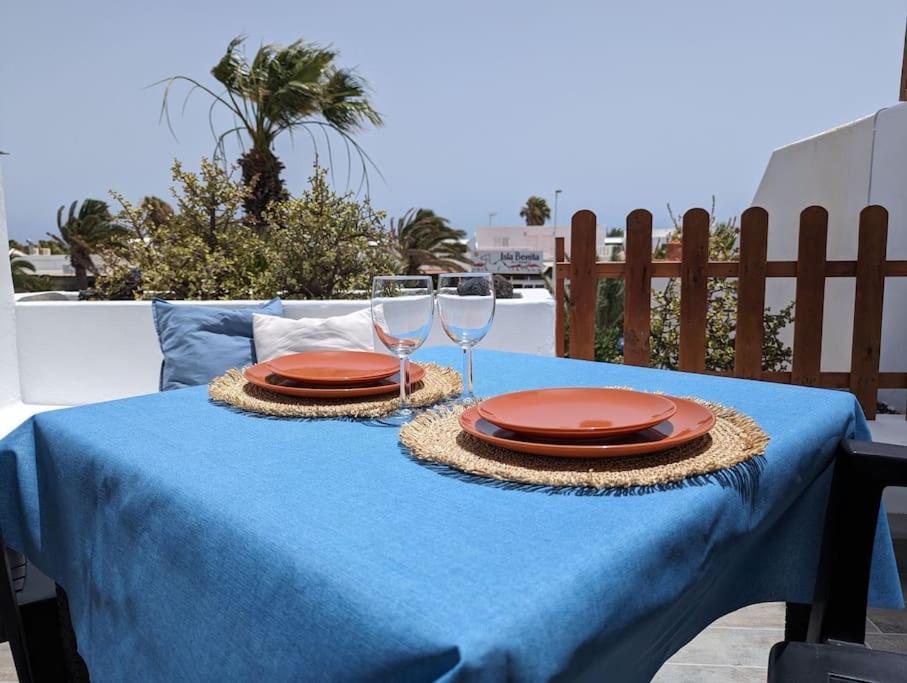 Charming Flat In Los Molinos With Terrace & Pools, Near Playa Bastian Costa Teguise Zewnętrze zdjęcie