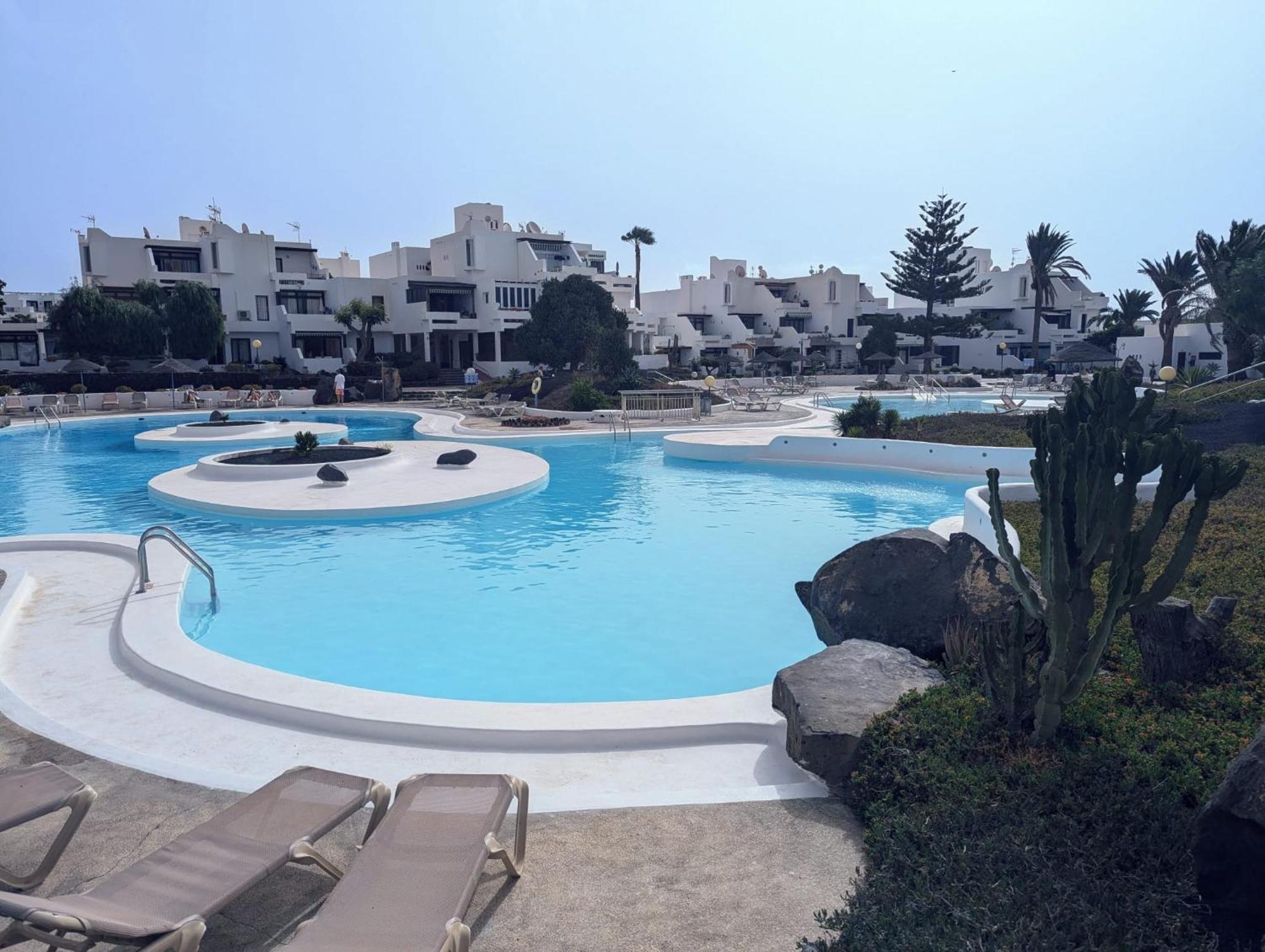 Charming Flat In Los Molinos With Terrace & Pools, Near Playa Bastian Costa Teguise Zewnętrze zdjęcie